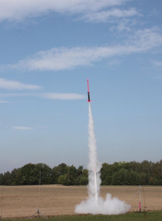 Dvoustupnovka M Capka - let